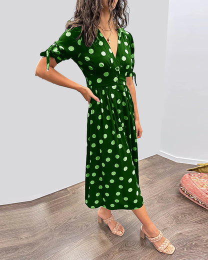 Yara™ Kleid mit V-Ausschnitt und Polka Dots